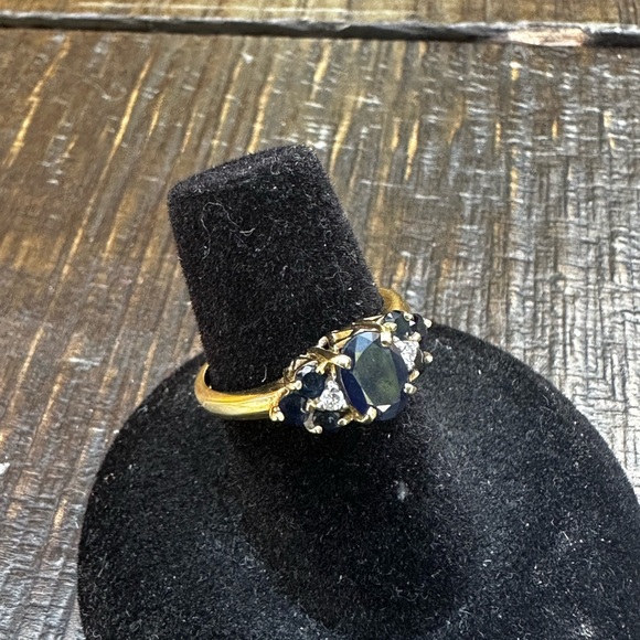 Ring - Picture 2 of 3